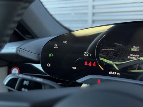 Used 2024 Porsche Taycan 4S image 21