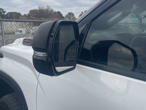 Used 2022 Toyota Tundra SR5 image 4