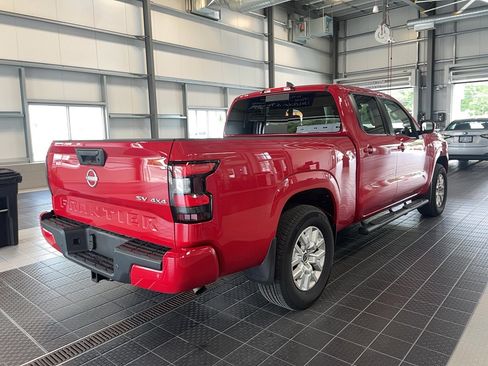 Used 2023 Nissan Frontier SV w/ Technology Package image 19