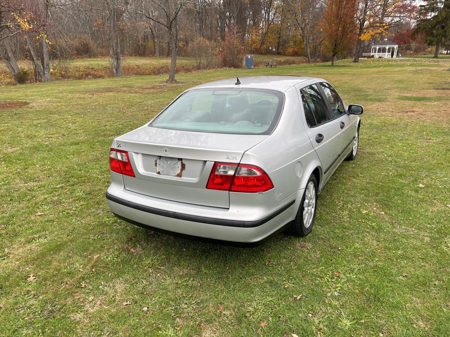 Used 2003 Saab 9-5 Linear FWD image 18