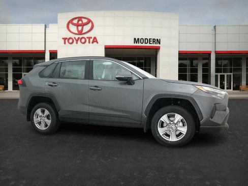 New 2025 Toyota RAV4 XLE image 28