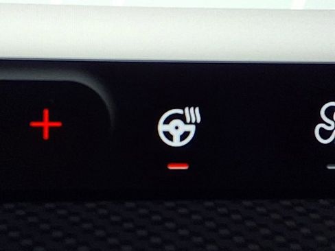 Certified 2024 Ford Escape ST-Line Select w/ Tech Pack #1 AWD/4WD image 5