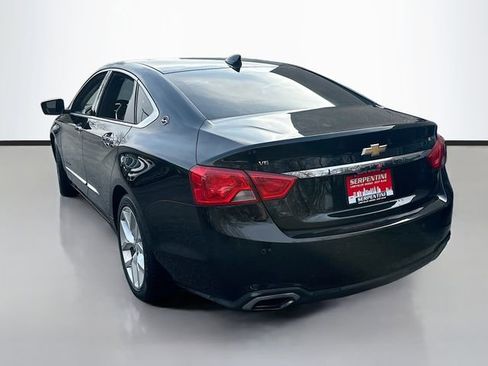 Used 2017 Chevrolet Impala Premier w/ Enhanced Convenience Package image 8