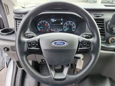 Used 2023 Ford Transit 350 DRW RWD image 15