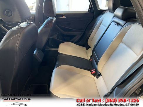 Used 2019 Volkswagen Jetta R-Line FWD image 12