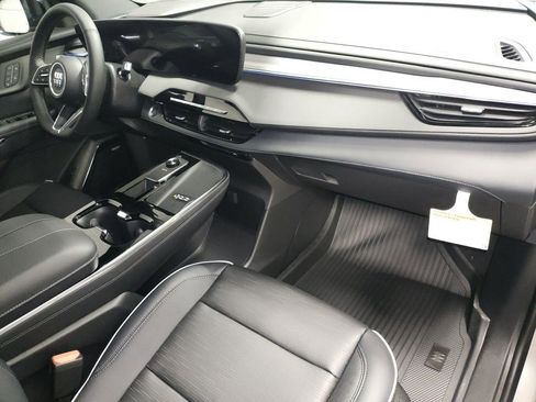 New 2026 Buick Enclave Sport Touring w/ Power Package image 8