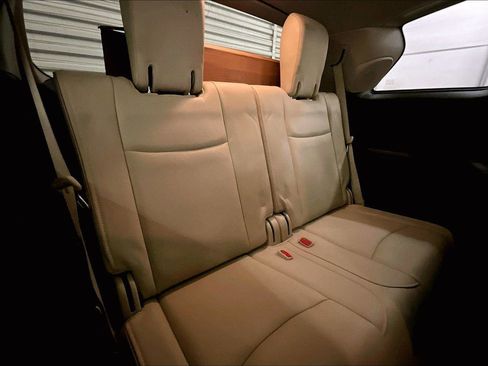 Used 2019 INFINITI QX60 Luxe w/ Essential Package image 27