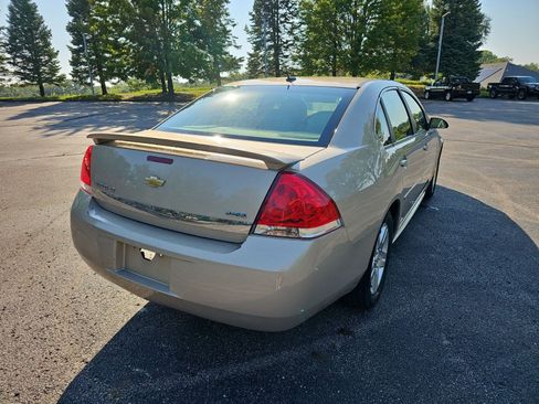 Used 2011 Chevrolet Impala LT w/ Luxury Edition Package FWD image 6