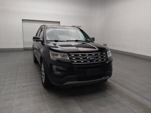 Used 2017 Ford Explorer Limited image 14