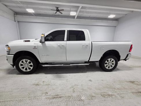 Used 2023 RAM 2500 Laramie AWD/4WD image 4