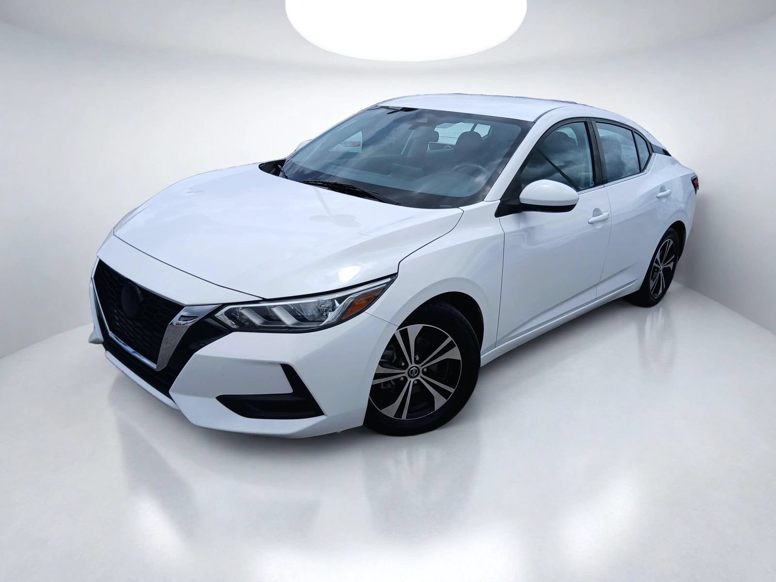 Used 2021 Nissan Sentra SV FWD image 2