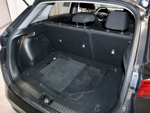 Used 2020 Hyundai Kona SEL w/ Cargo Package image 15