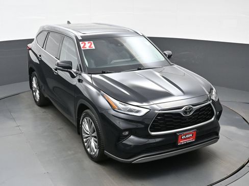 Used 2022 Toyota Highlander Platinum AWD/4WD image 37