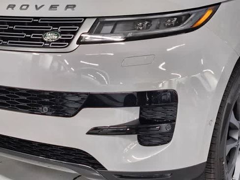 New 2026 Land Rover Range Rover Sport SE AWD/4WD image 21