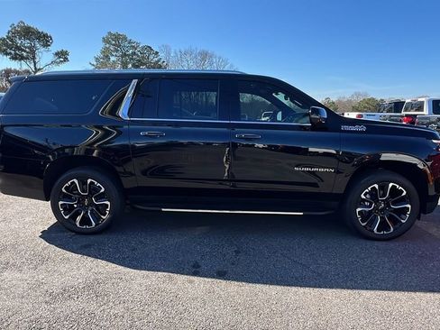 New 2026 Chevrolet Suburban High Country w/ Sun And Tow Package image 4