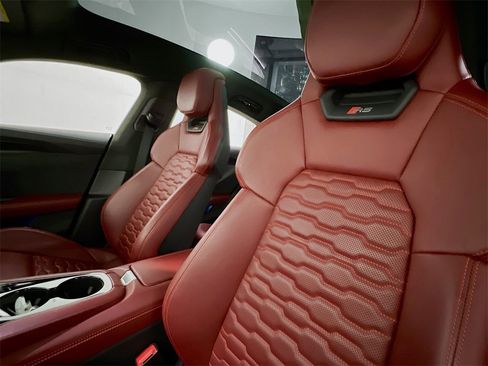 Used 2023 Audi RS e-tron GT w/ Carbon Performance Package image 11