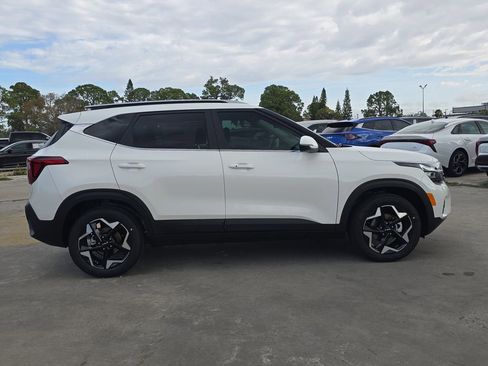 New 2026 Kia Seltos EX FWD image 9