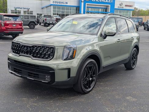 Used 2025 Kia Telluride SX X-Line AWD/4WD image 3