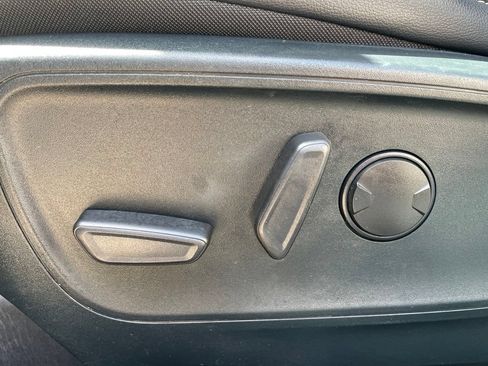 Used 2020 Ford Escape SEL FWD image 17