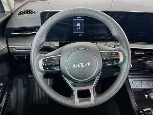 Used 2025 Kia K5 LXS image 18