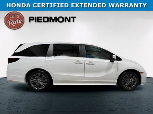 Certified 2025 Honda Odyssey Touring image 4