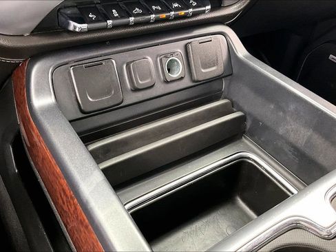 Used 2018 GMC Sierra 1500 SLT image 33