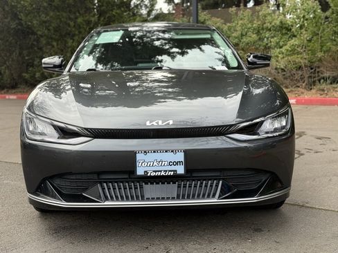 Used 2024 Kia EV6 Wind image 2