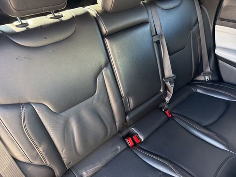 Used 2023 Jeep Compass Limited image 23