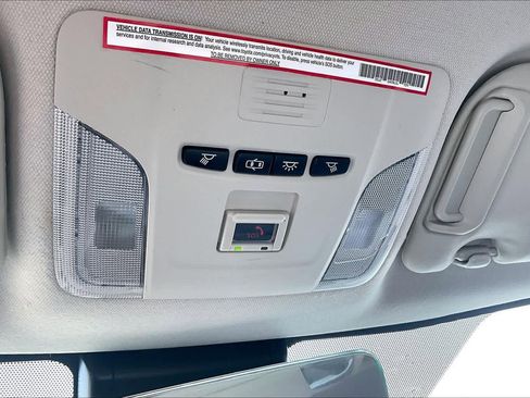 Used 2022 Toyota Corolla LE image 33