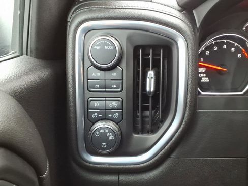 Certified 2021 Chevrolet Silverado 1500 RST w/ Convenience Package II image 16