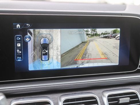 New 2026 Mercedes-Benz GLS 580 4MATIC image 22