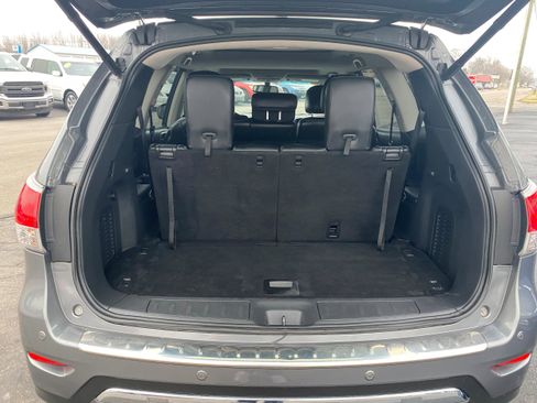 Used 2016 Nissan Pathfinder SL w/ SL Premium Package image 18