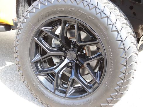 Used 2019 Ford F150 XL w/ Equipment Group 101A Mid AWD/4WD image 14