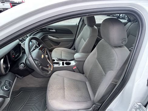 Used 2015 Chevrolet Malibu LS image 9