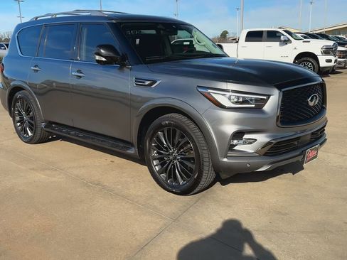 Used 2021 INFINITI QX80 Premium Select w/ Cargo Package image 3