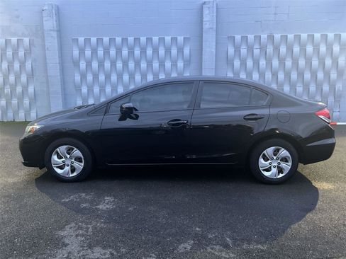 Used 2015 Honda Civic LX image 4