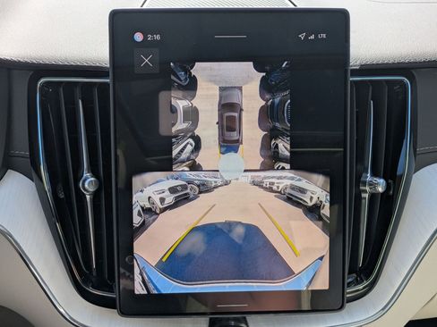 New 2026 Volvo XC60 B5 Ultra w/ Protection Package Premier image 13