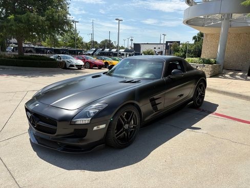 Used 2011 Mercedes-Benz SLS AMG Coupe image 1