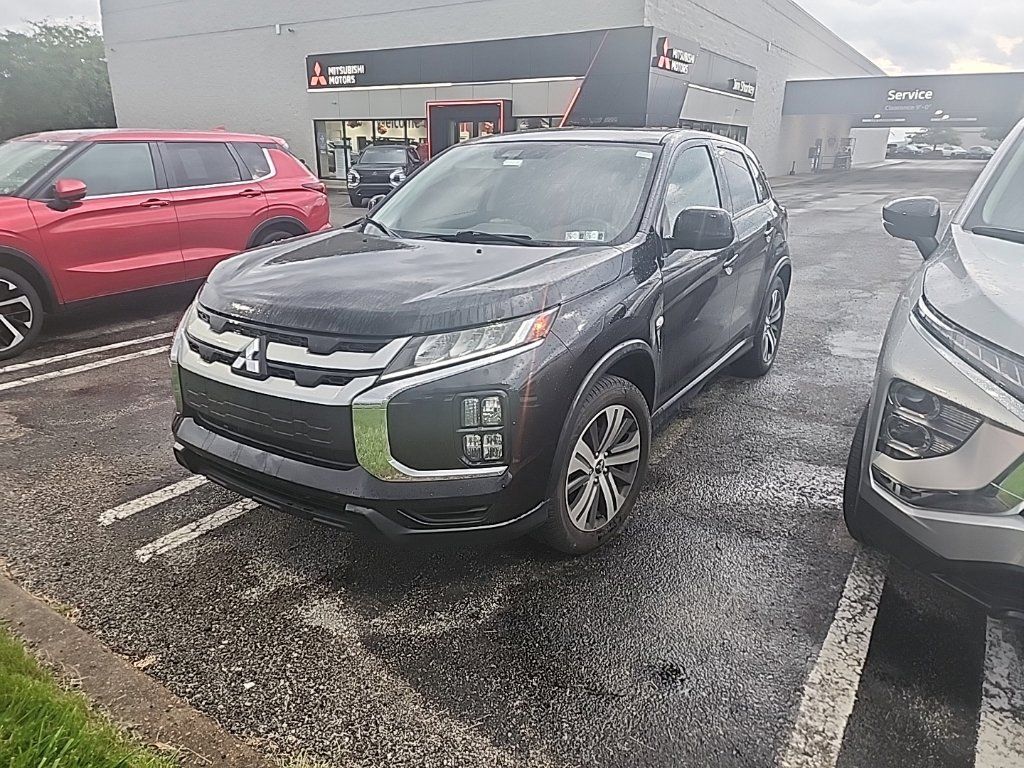 Used 2022 Mitsubishi Outlander Sport AWD image 2