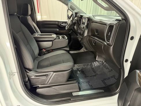 Used 2022 Chevrolet Silverado 2500 LT w/ Convenience Package AWD/4WD image 7