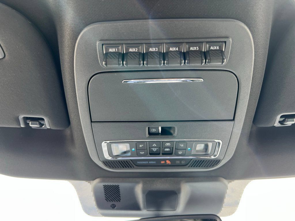 Used 2023 Ford F150 Raptor AWD/4WD image 28