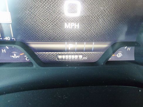 Used 2025 RAM 1500 Big Horn image 27