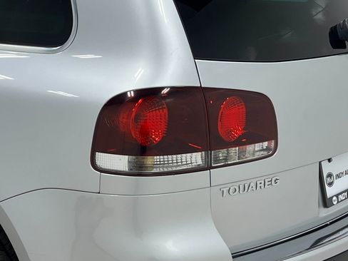 Used 2008 Volkswagen Touareg V6 AWD/4WD image 37