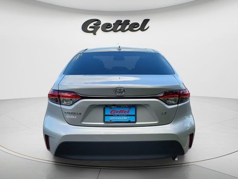 Certified 2025 Toyota Corolla LE FWD image 6