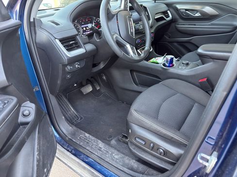 Used 2022 GMC Terrain SLE w/ Driver Convenience Package image 10