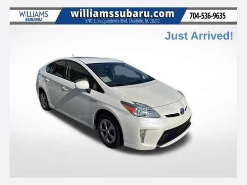 Used 2013 Toyota Prius Three image 1