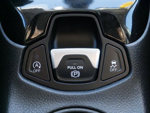 Used 2017 Jeep Compass Limited w/ Navigation Group image 24