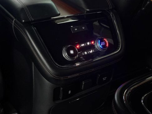 Used 2018 Lincoln Navigator Reserve w/ Technology Package image 25