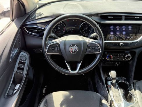 Used 2022 Buick Encore GX Preferred w/ Sport Touring Package FWD image 9