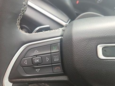 Used 2023 Jeep Grand Cherokee Limited AWD/4WD image 8